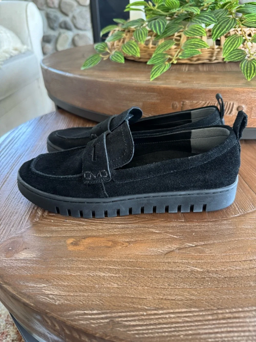 Vionic Uptown black suede Uptown loafer sz 8 NWOT